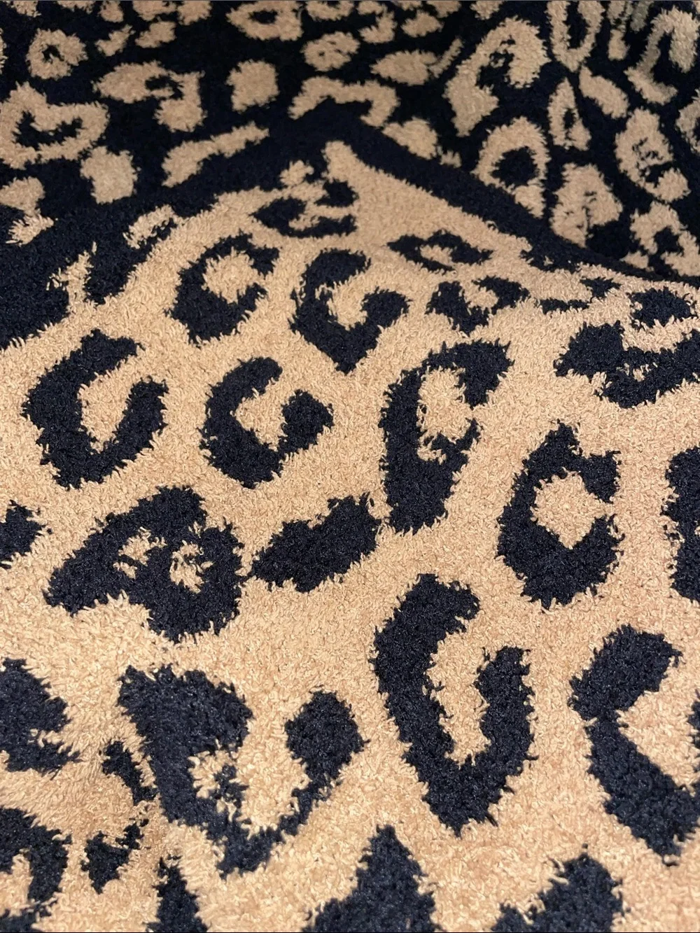 Barefoot Dreams In the Wild Throw Camel/Black blanket